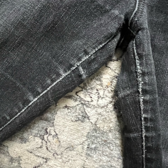 Madewell 10” High Rise Skinny Jeans 28T - Picture 2 of 5